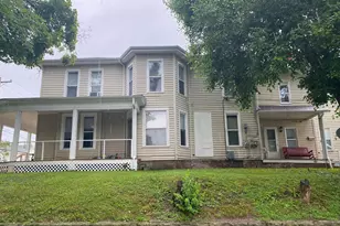 238 S Maple St, Lancaster, OH 43130 - Photo 1