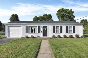 1738 W Mulberry St, Lancaster, OH 43130 - Photo 1