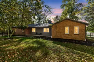 2831 Sterling Dr NW, Carroll, OH 43112 - Photo 1