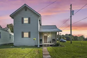 165 Edwards St, Newark, OH 43055 - Photo 1