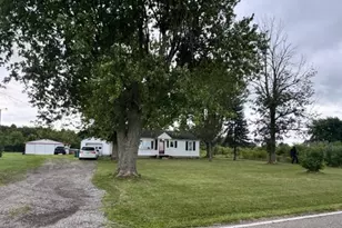 998 Stuckey Rd, Washington Court House, OH 43160 - Photo 1