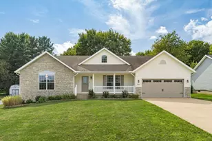 891 Fairway Dr, Howard, OH 43028 - Photo 1