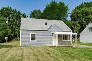 899 Antwerp Rd, Columbus, OH 43213 - Photo 1