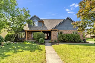 669 Reindeer Ln, Columbus, OH 43230 - Photo 1