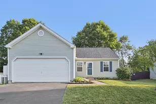 132 Windward Dr, Pataskala, OH 43062 - Photo 1