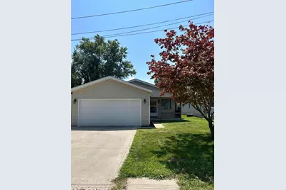 306 Highland Avenue, Buckeye Lake, OH 43008 - Photo 1