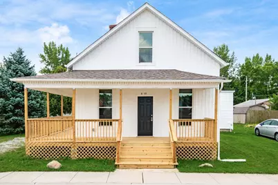 215 W Poplar Street, Saint Paris, OH 43072 - Photo 1