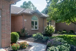 4795 Cypress Grove Ct, Groveport, OH 43125 - Photo 1