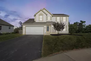 556 Harbinger Ct, Groveport, OH 43125 - Photo 1