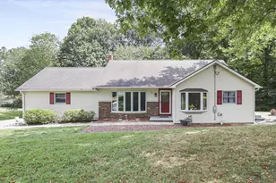 300 Walker Dr, Zanesville, OH 43701 - Photo 1