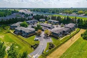 5596 Autumn Chase Dr, Columbus, OH 43232 - Photo 1