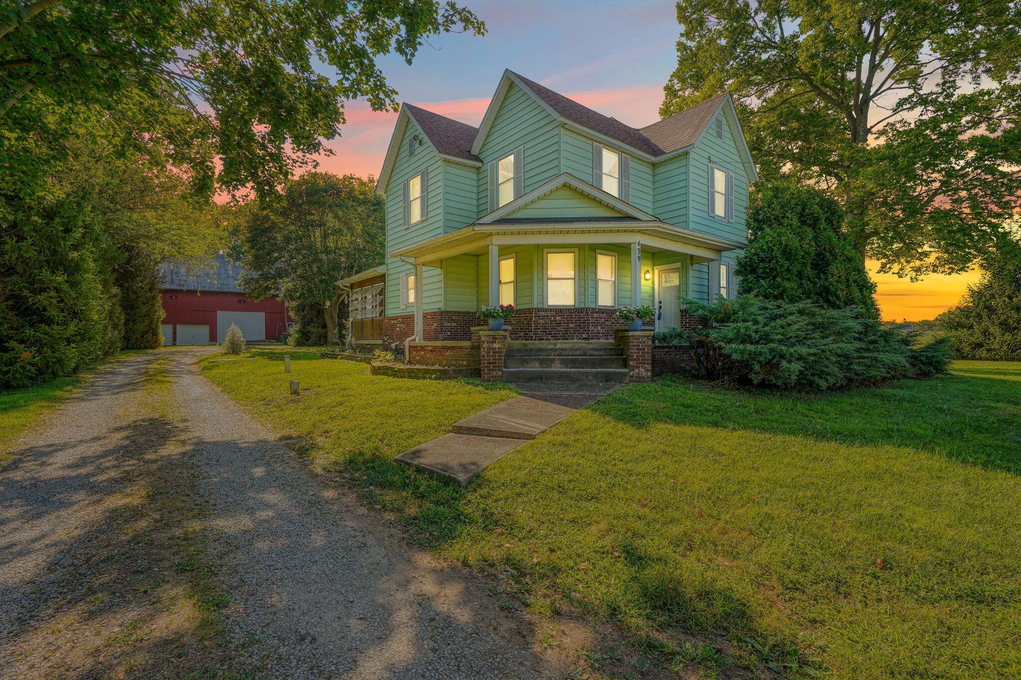 439 Gender Rd, Canal Winchester, OH 43110 - MLS 225030647 - Coldwell Banker