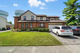 1827 Watertower Dr, Columbus, OH 43235 - Photo 1