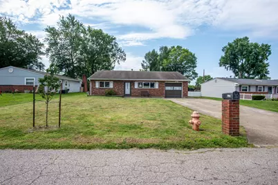 3075 Wessex Court, Columbus, OH 43232 - Photo 1