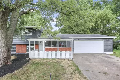 2288 Majestic Drive W, Columbus, OH 43232 - Photo 1