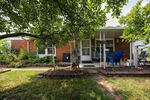 137 Empire Dr, Columbus, OH 43230 - Photo 1