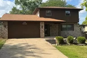 2844 Blendon Woods Blvd, Columbus, OH 43231 - Photo 1