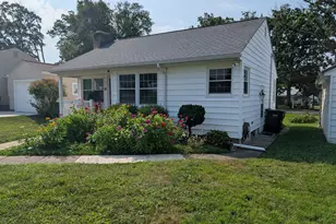 436 Harding Rd, Zanesville, OH 43701 - Photo 1