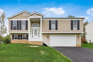 3251 Foxpoint Dr, Hilliard, OH 43026 - Photo 1