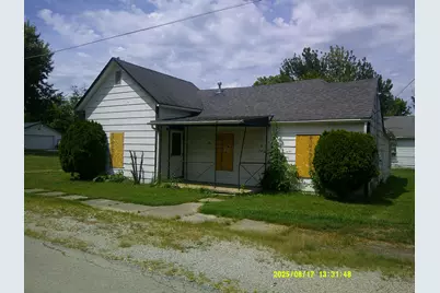 28 Market Street, Bloomingburg, OH 43106 - Photo 1