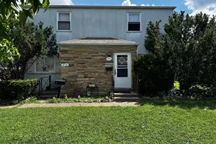 970 Salisbury Rd, Columbus, OH 43204 - Photo 1