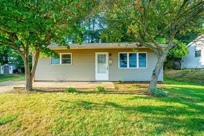 945 N Moorewood Drive, Zanesville, OH 43701 - Photo 1