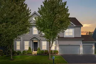 2462 Triple Crown Crossing, Powell, OH 43065 - Photo 1