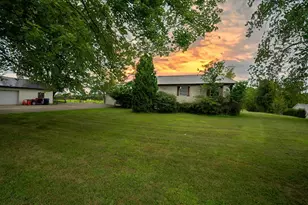 1440 Flint Ridge Rd, Hopewell, OH 43746 - Photo 1