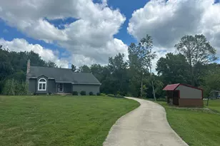 1915 Alexander Rd, Galena, OH 43021 - Photo 1