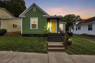 582 N Walnut St, Logan, OH 43138 - Photo 1