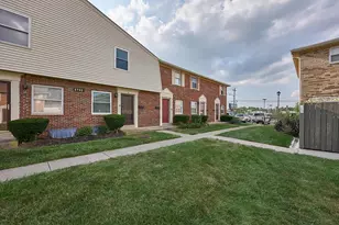 5762 Pine Tree Street W, Columbus, OH 43229 - Photo 1