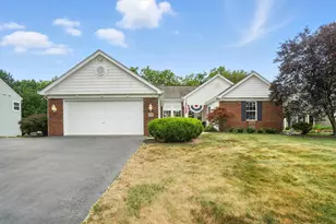 1899 Creeks Crossing Ct, Grove City, OH 43123 - Photo 1