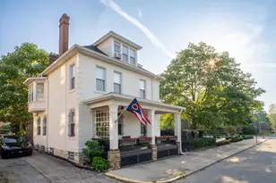 946 Oak St, Columbus, OH 43205 - Photo 1