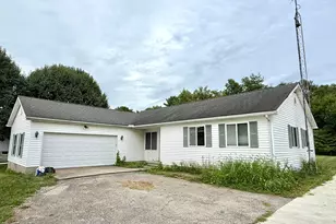 147 Union St, Cardington, OH 43315 - Photo 1