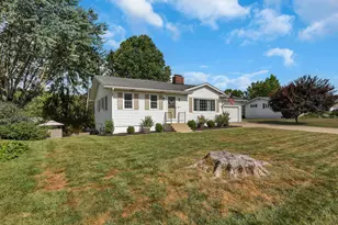 218 Marvel Dr, Lancaster, OH 43130 - Photo 1