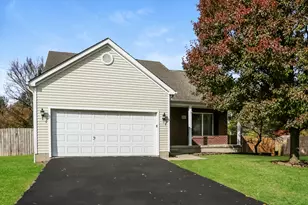 2025 Santuomo Ave, Grove City, OH 43123 - Photo 1
