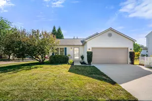 1691 Valley Dr, Marysville, OH 43040 - Photo 1