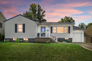 810 Brown St, Zanesville, OH 43701 - Photo 1