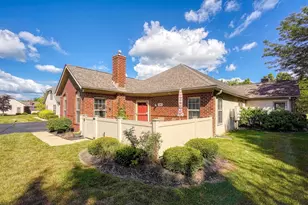 170 Stonebend Dr, Powell, OH 43065 - Photo 1