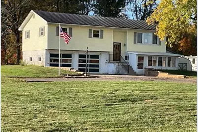 343 Owens Road W, Marion, OH 43302 - Photo 1