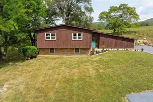 623 Rocky Rd, Chillicothe, OH 45601 - Photo 1