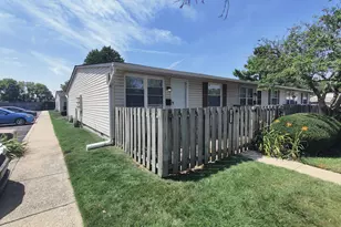 2012 Willoway Ct S, Columbus, OH 43220 - Photo 1