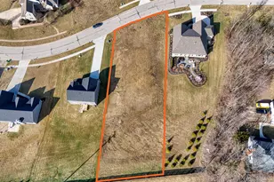 371 Buena Vista Dr, Johnstown, OH 43031 - Photo 1