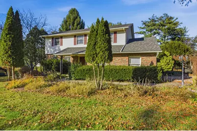 4960 Lakeview Drive, Powell, OH 43065 - Photo 1