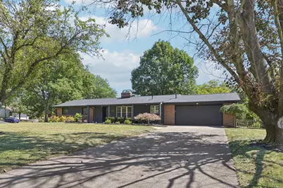 3918 Hillview Drive, Columbus, OH 43220 - Photo 1