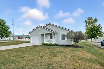 405 Warren Avenue, Washington Court House, OH 43160 - Photo 1