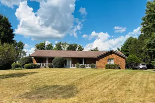 5842 Feldon Ct NW, Carroll, OH 43112 - Photo 1