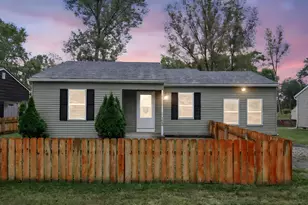 133 N Creekview Ct, Baltimore, OH 43105 - Photo 1