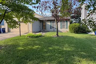 5560 Belle Oak Dr, Galloway, OH 43119 - Photo 1