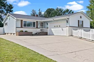 1015 Hodges Dr, Columbus, OH 43204 - Photo 1